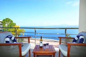 Seafront, 5star Home - 4min Walk To Private Beach