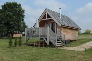 Lodges Shanti Lac Cabanes gites insolites et espace bien-etre Bordeaux : photos des chambres