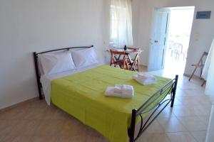 Holiday Room in Zefiria Milos Greece