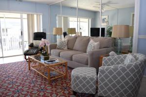 Two-Bedroom Apartment room in Sanibel Siesta On The Beach Unit 606 Condo