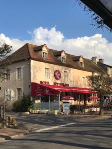 Hotels La Fleur de Lys : photos des chambres