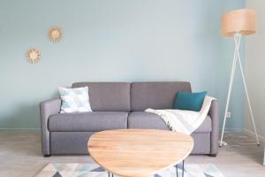 A 2 pas du Palais free parking