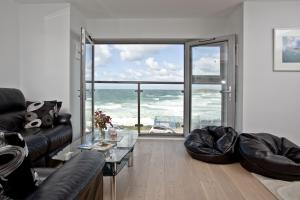 5 Fistral Beach, Newquay
