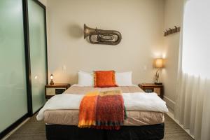 Poshtel