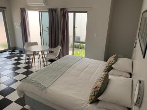 HP Twelve Accommodation