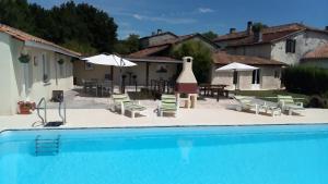 Pension BonAbri Vacances Clothing Optional Blanzaguet-Saint-Cybard Frankreich