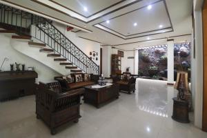 RedDoorz Syariah near Gelora Delta Sidoarjo