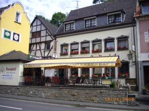 2 star hotel Hotel Im Burghof Altenahr Germania