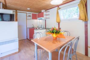 Appart'hotels Bungalows & Rooms - Git'Ostal : photos des chambres