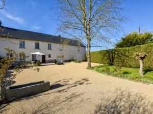 Maisons de vacances Holiday home with pretty terrace and garden, near the Paimpont forest : photos des chambres