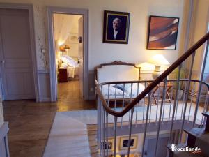 B&B / Chambres d'hotes Chateau Du Pin - Les Collectionneurs : photos des chambres