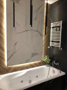 Family & Business Sauna Apartments No 4 Leśny nad Zalewem Cedzyna - 2 Bedroom with Private Sauna, Bath with Hydromassage, Terrace, Parking, Catering Options