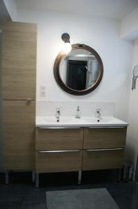Appartements Le 1777 : photos des chambres