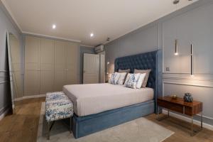 Azor Central Lodge