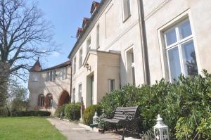 Appartement Wohnung f&uuml;r 4 Personen im Schloss Neuhausen Berge Deutschland