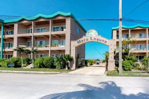 Suite E301 Mara Laguna