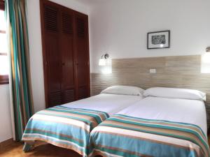 One Bedroom Apartment (2 Adults) Ground Floor room in Apartamentos Las Palmeras