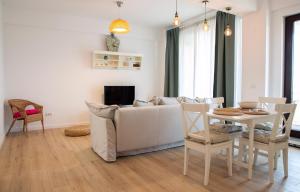 Apartment Summer Lamera