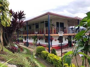 Eco - Hostel, Coffee Farm - CAFE JAGUAR