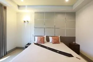 V Place Residence - Ban Khao Rup Chang