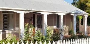 Tillbrook Cottage - Mahogany Creek
