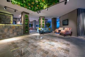 Tourist Hotel