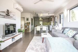 ZEN QUEST - The NOMADS PAD Near Nightcliff Markets & Sunset Foreshore
