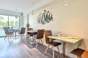 Hotels Les Vagues Hotel Restaurant : photos des chambres