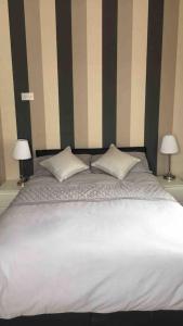 5 bed maisonette central Westkirby