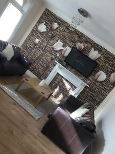 5 bed maisonette central Westkirby