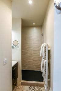 Hotels Les Vagues Hotel Restaurant : photos des chambres