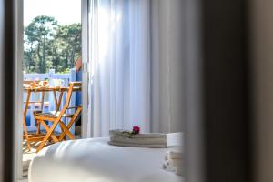 Hotels Les Vagues Hotel Restaurant : photos des chambres