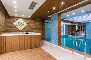 103 Degrees Hotel & Spa