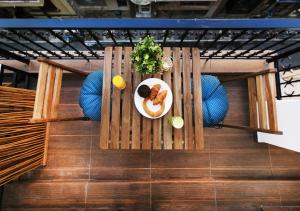 White Rhino White Tower