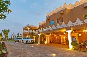 Al Malfa Resort, Курортные отели - Унайза