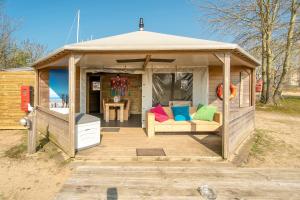 Tent room in Marinaparcs Almere
