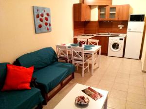 KS Apartment in Karolina Complex
