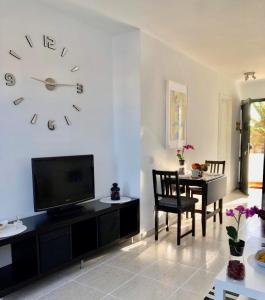 Apt BARLOVENTO. Near the beach