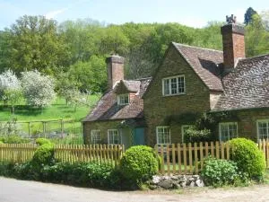 Job's Mill Cottage - Monkton Deverill