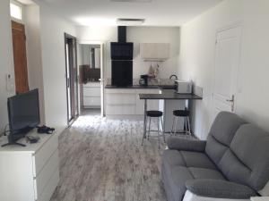 Maisons d'hotes Maison 4 etoiles et Studio 3 etoiles independants avec piscine : photos des chambres