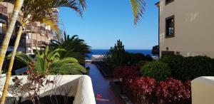 Balcon Del Mar Wonderful pools view and sun WI-FI