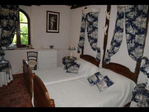 B&B / Chambres d'hotes La Petite Ferme : photos des chambres