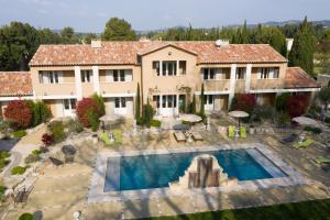 Sejours a la campagne La Bastide des Cypres : photos des chambres