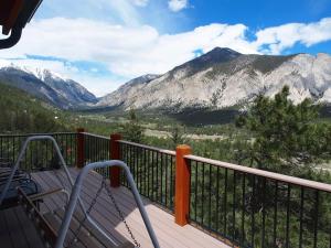 Woods Cabin 3 Bedroom Above Mt Princeton Hot Springs Home Entire