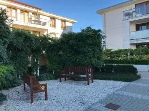 Apartament Jaśminowy Shiraz Gdynia - Dobki