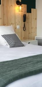 Hotels Hotel La Baine : photos des chambres