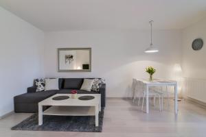 One-Bedroom Apartment room in LTC Apartments Malczewskiego Centrum