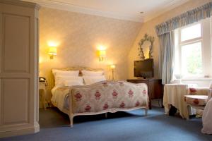 Superior King Room room in Corriegour Lodge Hotel