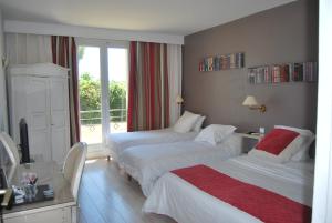 Hotels Les Aubuns Country Hotel : photos des chambres