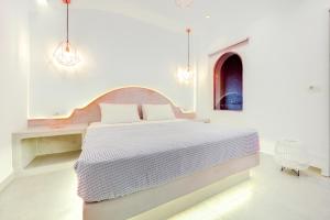 Emerald Collection Suites Santorini Greece